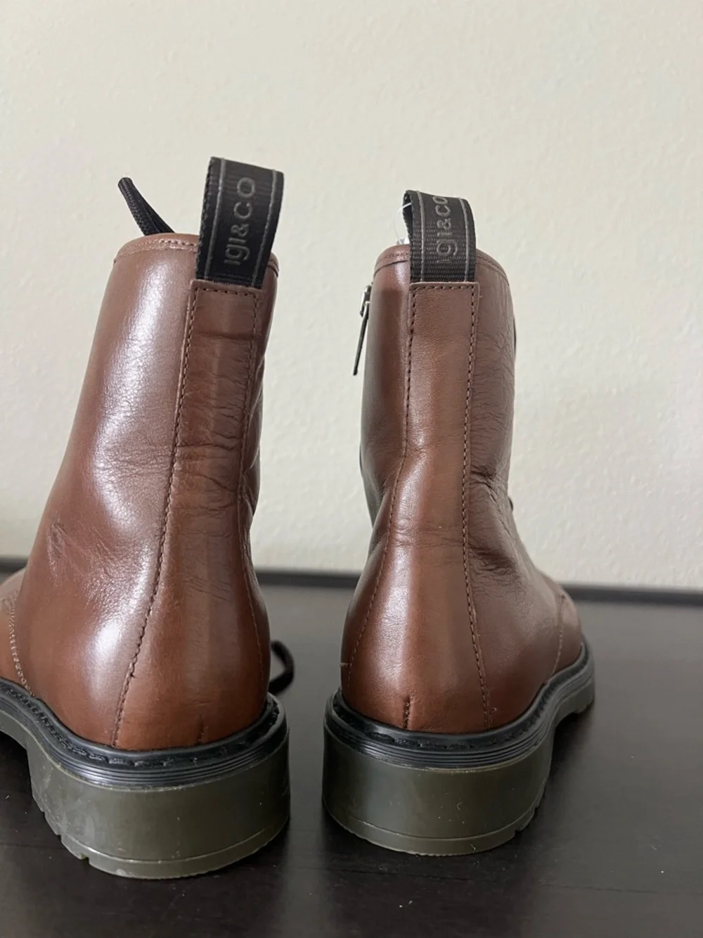 Igi&Co leather boots